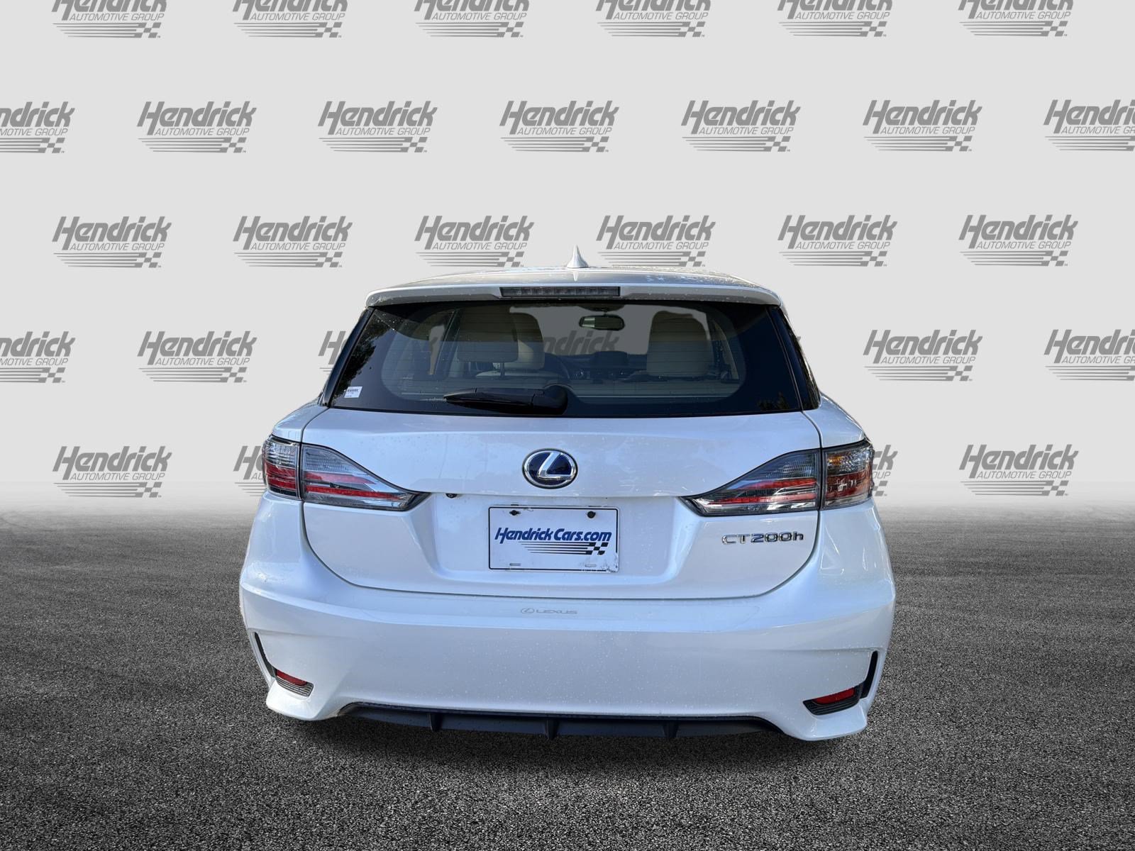Used 2015 Lexus CT 200h w/ Navigation Package FWD image 8