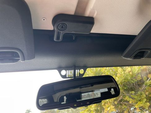 Used 2015 Jeep Wrangler Sport image 19