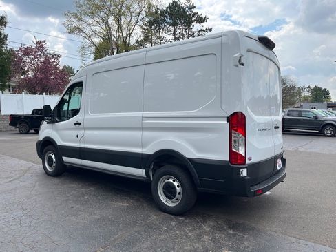 Used 2023 Ford Transit 250 Medium Roof w/ Load Area Protection Package image 4