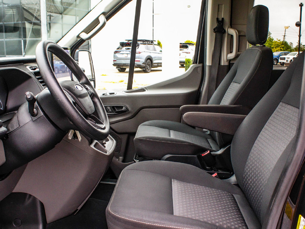 Used 2023 Ford Transit 350 XLT RWD image 28