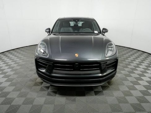 Certified 2026 Porsche Macan AWD/4WD image 37