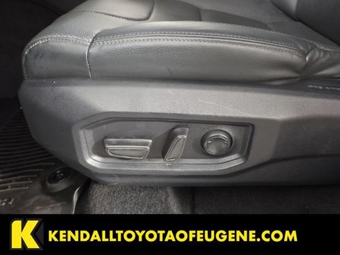 Used 2024 Toyota Tundra SR5 w/ SR5 Premium Package AWD/4WD image 28