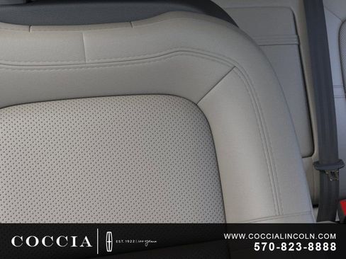 New 2026 Lincoln Corsair Grand Touring AWD/4WD image 16