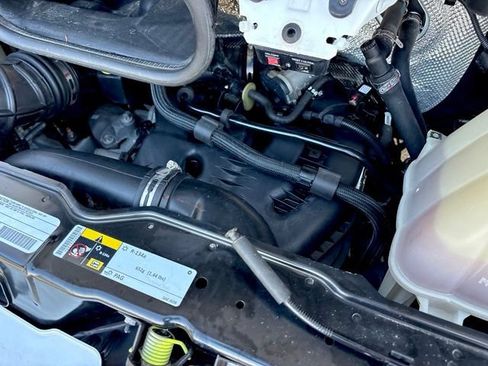 Used 2021 RAM ProMaster 2500 FWD image 30