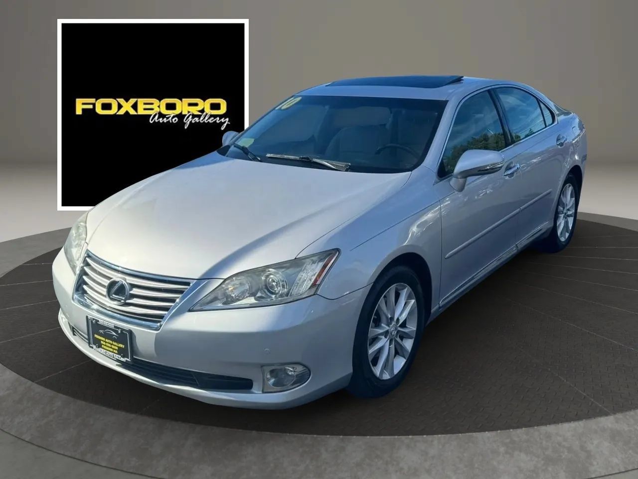 Used 2010 Lexus ES 350 w/ Preferred Accessory Package FWD image 1