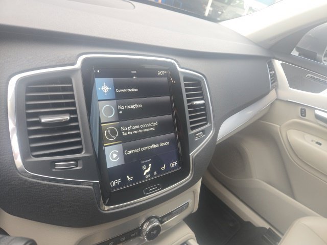 Used 2018 Volvo XC90 T6 Momentum w/ Convenience Package AWD/4WD image 16