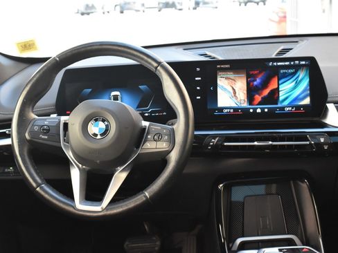 Used 2025 BMW X1 xDrive28i AWD/4WD image 23