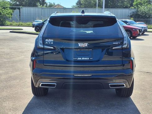 Used 2024 Cadillac XT4 Sport FWD image 8
