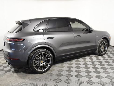 Used 2020 Porsche Cayenne Base image 7