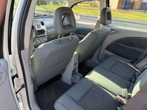 Used 2007 Chrysler PT Cruiser image 19