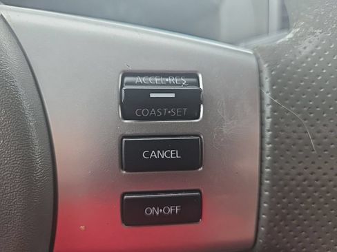 Used 2018 Nissan Frontier SV AWD/4WD image 16