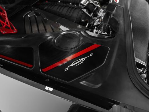 Used 2025 Chevrolet Corvette Z06 image 37