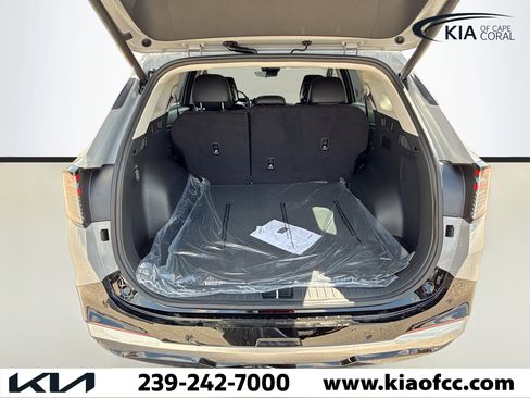 New 2026 Kia Sportage SX FWD image 11