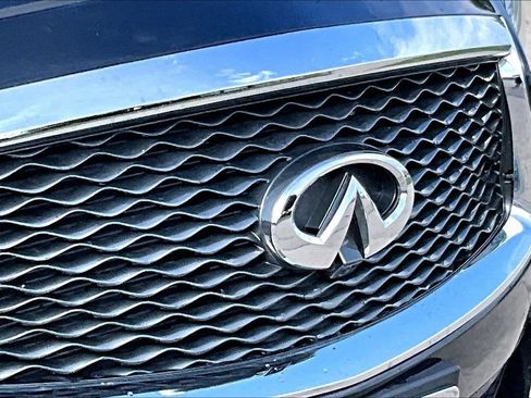 Certified 2019 INFINITI QX60 Luxe w/ Essential Package AWD/4WD image 11