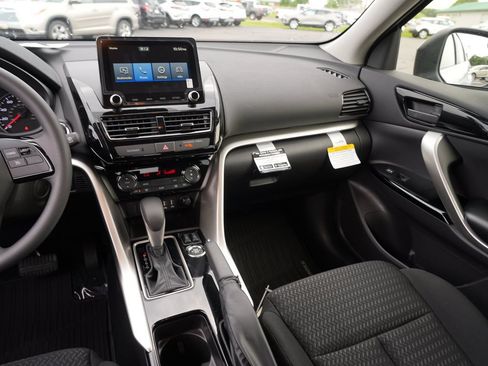 New 2026 Mitsubishi Eclipse Cross LE AWD/4WD image 18