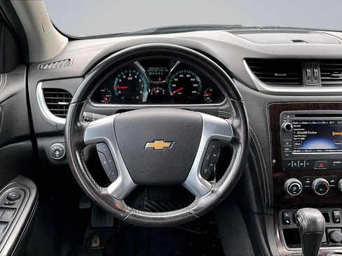 Used 2017 Chevrolet Traverse LT w/ Style and Technology Package AWD/4WD image 6