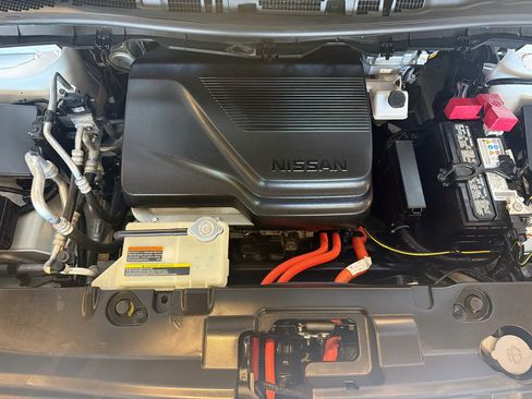 Used 2024 Nissan Leaf SV Plus FWD image 32