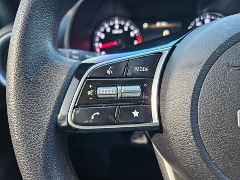 Used 2024 Kia Forte LXS image 19