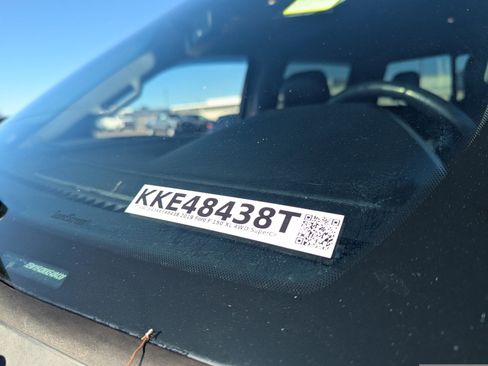 Used 2019 Ford F150 Lariat w/ Equipment Group 502A Luxury image 9