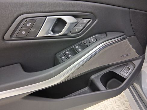 New 2026 BMW 330i Sedan w/ Premium Package RWD image 21