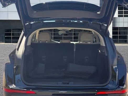 Used 2022 Lincoln Corsair AWD w/ Premium Package image 9