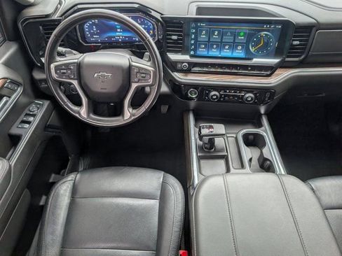 Used 2023 Chevrolet Silverado 1500 RST w/ Protection Package AWD/4WD image 6