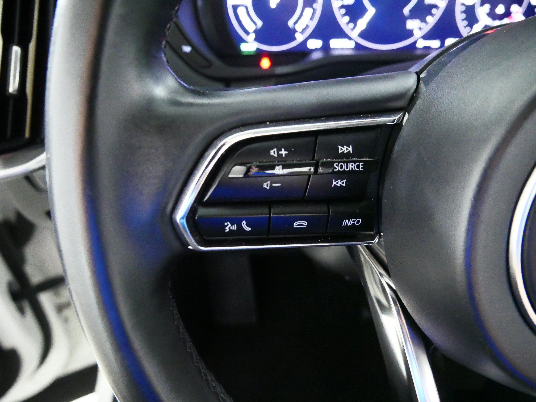 Used 2024 MAZDA CX-90 Plug-In Hybrid w/ Premium Pkg AWD/4WD image 27