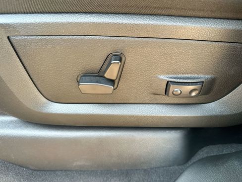 Used 2025 RAM 2500 Limited image 12