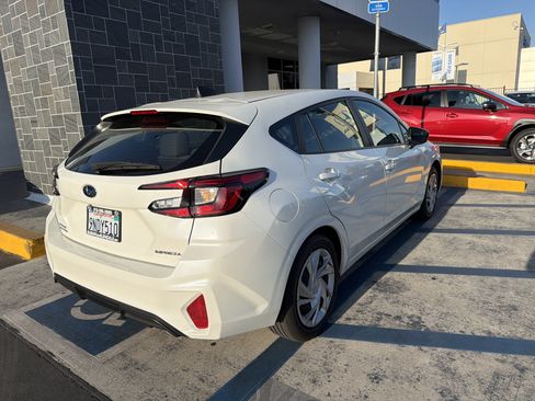 Used 2024 Subaru Impreza 2.0i AWD/4WD image 3