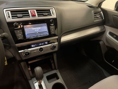 Used 2019 Subaru Outback 2.5i image 28