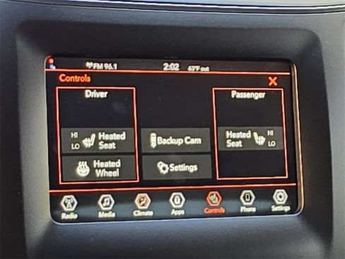 Used 2021 Jeep Cherokee Latitude Plus image 17