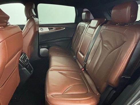 Used 2019 Lincoln Nautilus Reserve w/ Ultimate Package image 12