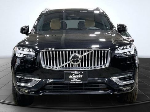 Certified 2024 Volvo XC90 B6 Ultimate w/ Protection Package Premier image 4