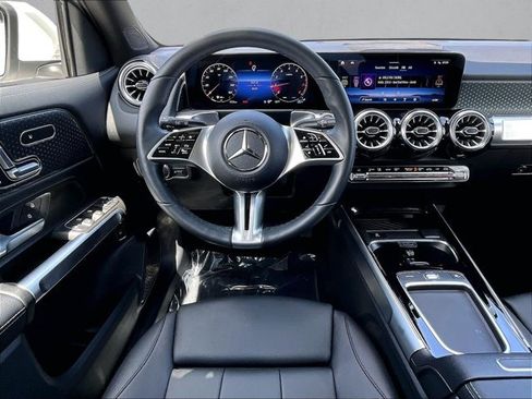 Certified 2024 Mercedes-Benz GLB 250 4MATIC image 7