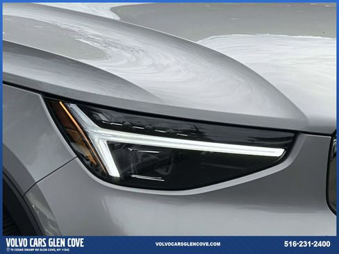 Certified 2025 Volvo XC40 B5 Ultra w/ Protection Package Premier image 7