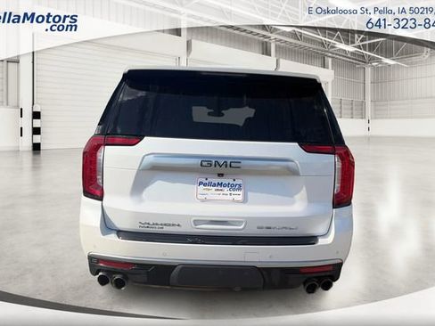 Used 2022 GMC Yukon Denali AWD/4WD image 4