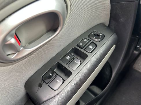 Used 2015 Kia Soul FWD image 17