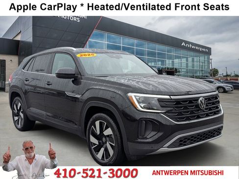 Used 2025 Volkswagen Atlas Cross Sport SE image 1