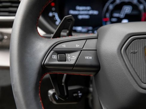 Used 2024 Lamborghini Urus Performante image 33