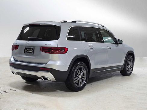 New 2026 Mercedes-Benz GLB 250 4MATIC image 3