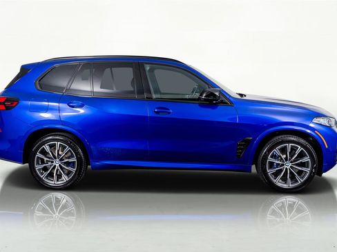 Used 2025 BMW X5 M60i AWD/4WD image 5
