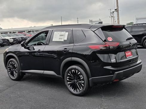 New 2026 Nissan Rogue SV FWD image 3