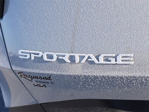 New 2026 Kia Sportage EX image 15