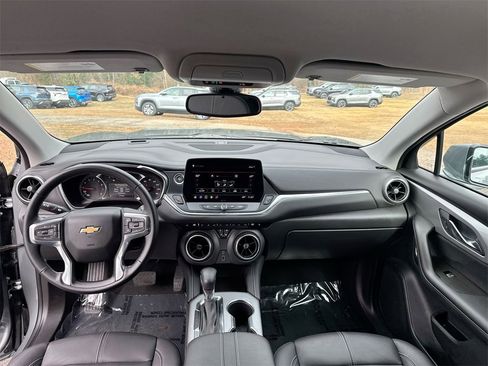 Used 2023 Chevrolet Blazer LT image 30