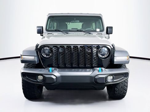 Used 2023 Jeep Wrangler Unlimited image 2