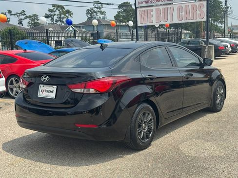 Used 2016 Hyundai Elantra SE FWD image 5