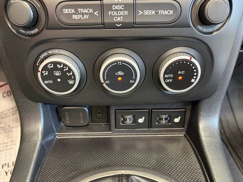 Used 2015 MAZDA MX-5 Miata Grand Touring RWD image 15