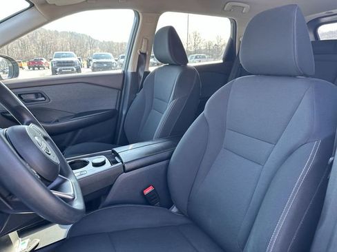 Used 2023 Nissan Rogue S image 15