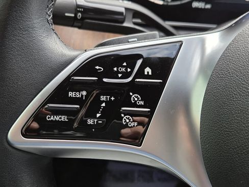 Used 2023 Mercedes-Benz C 300 Sedan image 18