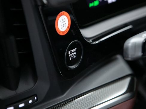 New 2026 Porsche Cayenne Turbo image 20